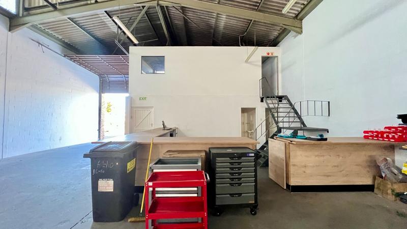To Let commercial Property for Rent in Montague Gardens Western Cape